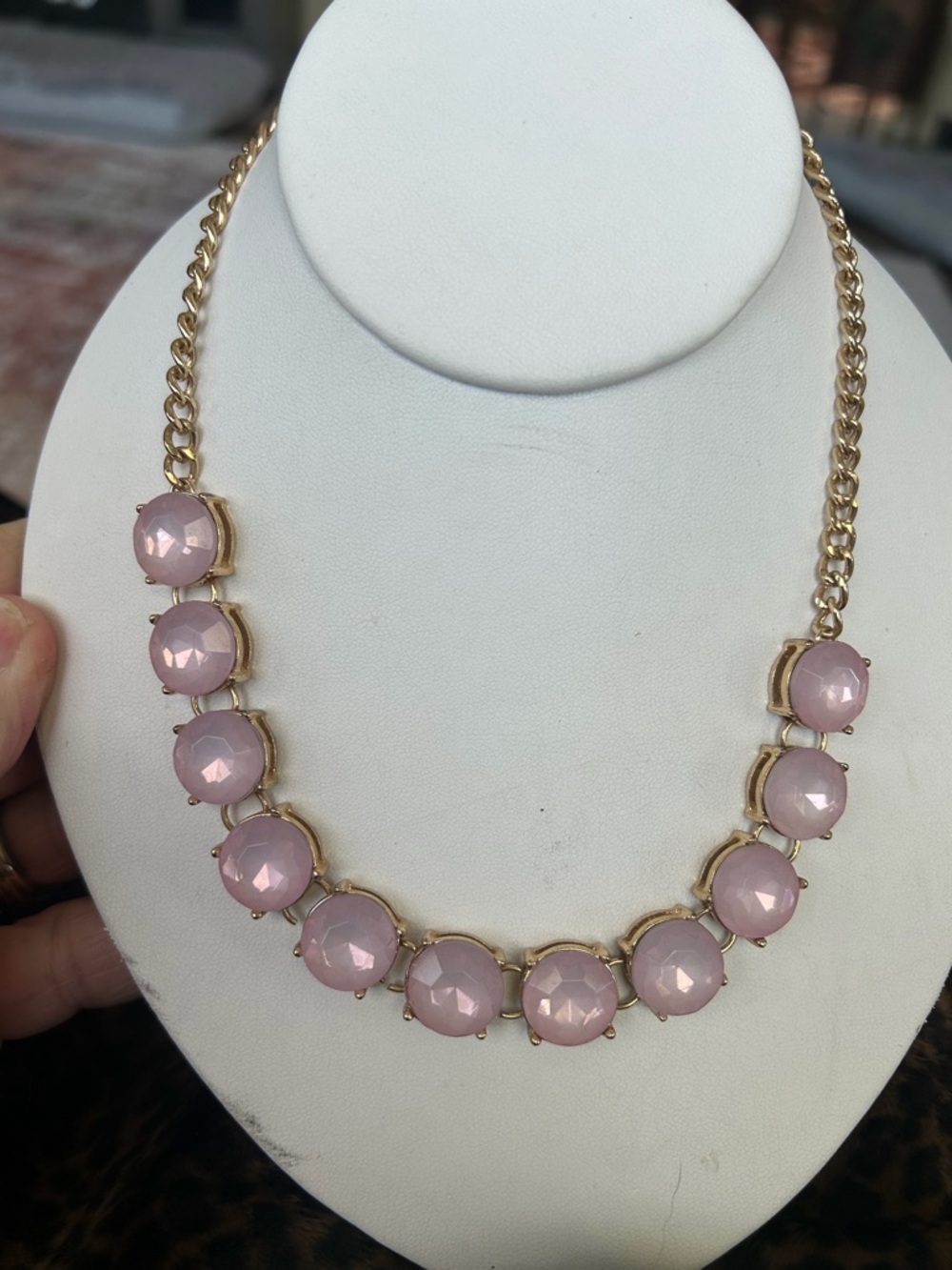 Elegant Pink Gemstone Statement Necklace - Gold Chain